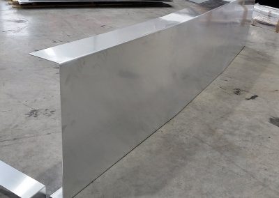 aluminium twice faceted curve